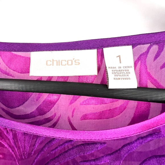 Chico's Size 1 or Medium M Sheer Floral Pink Purple Blouse Shirt Top Summer Fall - Picture 2 of 7